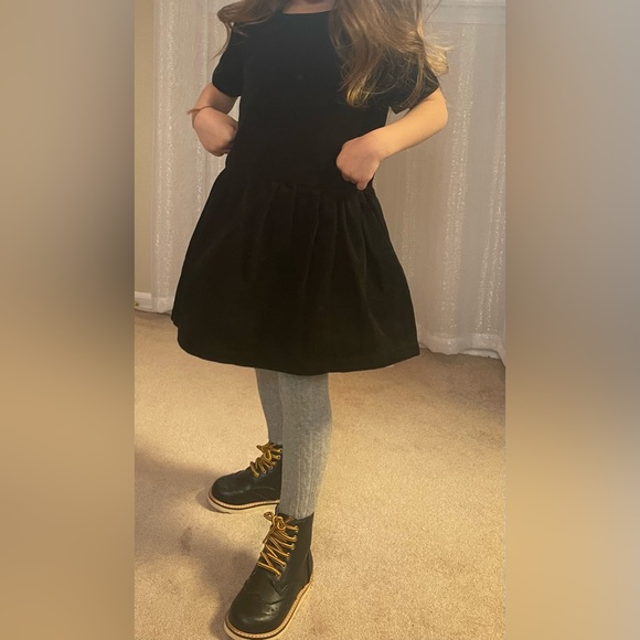 Leather Wing Tip Toddler Boots - Picture 8 of 8